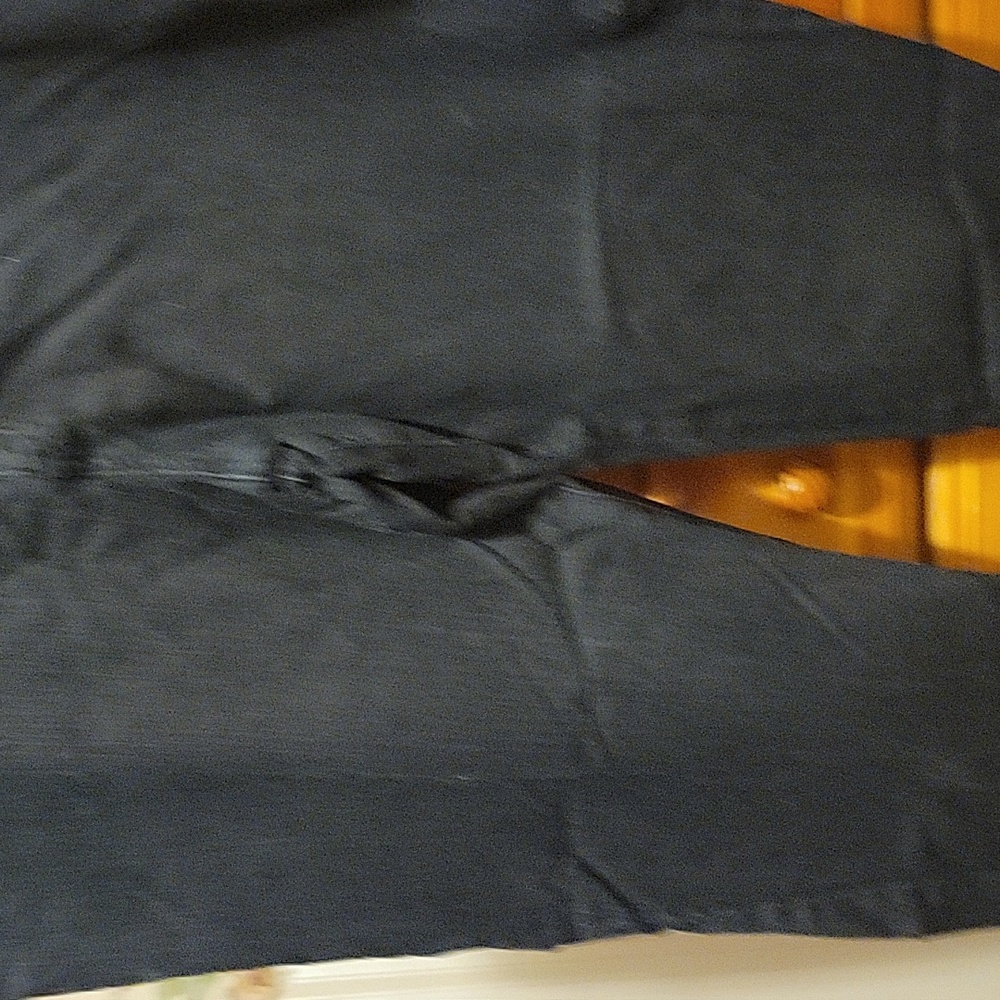Jeans in blue/black, good condition!